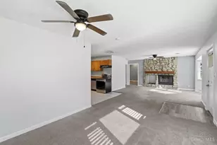 8005 Crest Acres Dr, Deerfield Township, OH 45040 - Photo 6