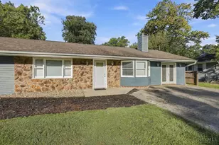 8005 Crest Acres Dr, Deerfield Township, OH 45040 - Photo 1