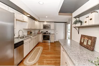 18 Greenhouse Lane, Cincinnati, OH 45209 - Photo 24