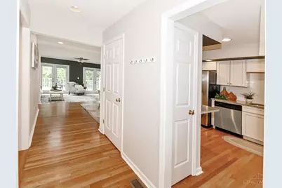 18 Greenhouse Lane, Cincinnati, OH 45209 - Photo 6