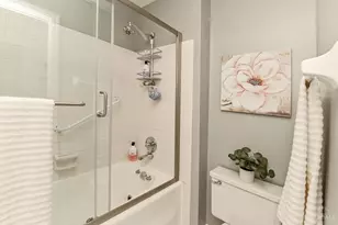 18 Greenhouse Ln, Cincinnati, OH 45209 - Photo 38