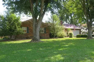 6526 Lilly Rd, Liberty Twp, OH 45133 - Photo 4