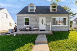 2014 W Bataan Dr, Kettering, OH 45420 - Photo 2