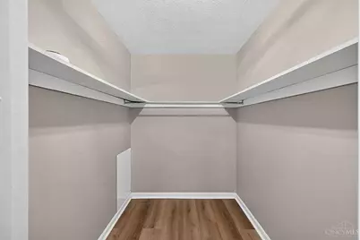 2390 W North Bend Road, Cincinnati, OH 45239 - Photo 10