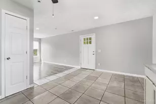 4489 Ammon Ave, Cincinnati, OH 45223 - Photo 16