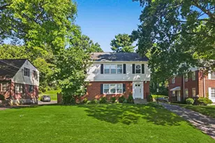 5694 Euclid Rd, Columbia Township, OH 45236 - Photo 4