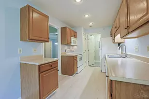 4921 N Arbor Woods Ct, Green Township, OH 45248 - Photo 10