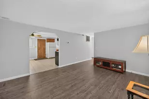 6146 Cruxten Dr, Huber Heights, OH 45424 - Photo 8