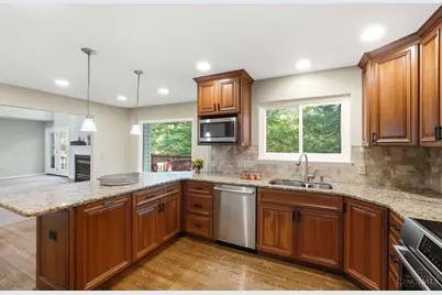 9110 Willow Creek Drive, Loveland, OH 45140 - Photo 16