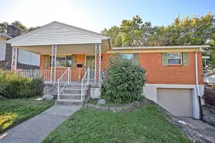 2359 Fairgreen Dr, Green Township, OH 45238 - Photo 1