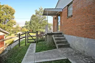 2359 Fairgreen Dr, Green Township, OH 45238 - Photo 32