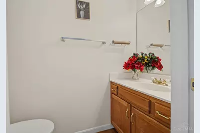 2082 Crest Road, Forest Park, OH 45240 - Photo 16