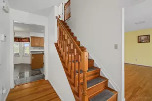 2082 Crest Rd, Forest Park, OH 45240 - Photo 6
