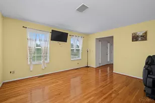 2082 Crest Rd, Forest Park, OH 45240 - Photo 8
