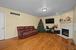 2082 Crest Rd, Forest Park, OH 45240 - Photo 20