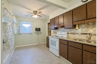 4535 Cooper Road, Blue Ash, OH 45242 - Photo 14