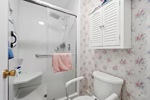 9831 Timbers Dr, Blue Ash, OH 45242 - Photo 24