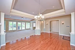 1222 Deerfield Cir, Hamilton, OH 45013 - Photo 10