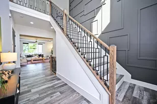 1814 Hewitt Ave, Cincinnati, OH 45207 - Photo 4