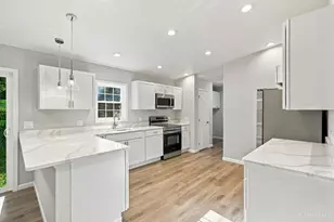 6528 Catalpa Ave, Cincinnati, OH 45224 - Photo 8