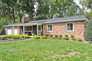 9099 Arrowhead Ct, Springfield Township, OH 45231 - Photo 2