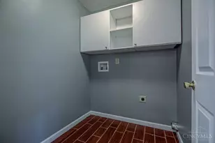 6333 Carley Ln, Green Township, OH 45248 - Photo 22