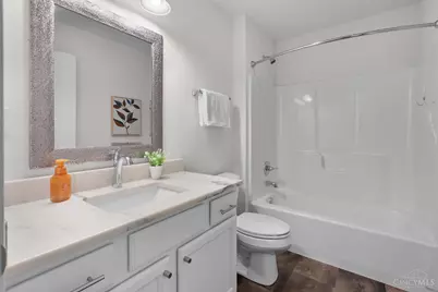 3647 Woodford Road, Cincinnati, OH 45213 - Photo 28