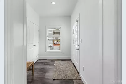 3647 Woodford Road, Cincinnati, OH 45213 - Photo 18
