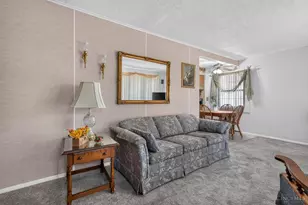 109 E Circle Dr, Mason, OH 45040 - Photo 6