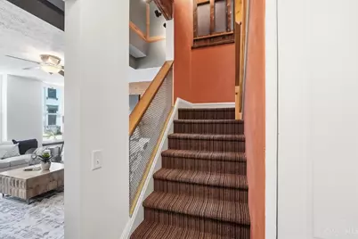 1810 Walker Street, Cincinnati, OH 45202 - Photo 16