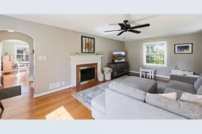 3860 Boomer Road, Green Township, OH 45247 - Photo 6