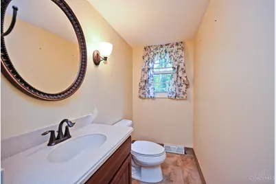 6900 Morrow Cozaddale Road, Hamilton Township, OH 45152 - Photo 24