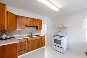 5925 Glenway Ave, Cincinnati, OH 45238 - Photo 10