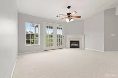 5461 Michelles Oak Court #J, Green Township, OH 45248 - Photo 6