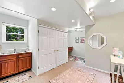 1163 Gleneagles Court, Delhi Township, OH 45233 - Photo 10