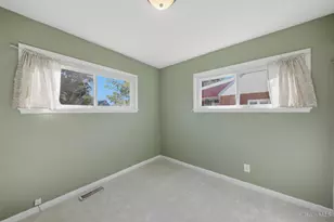3923 Hemphill Way, Deer Park, OH 45236 - Photo 10