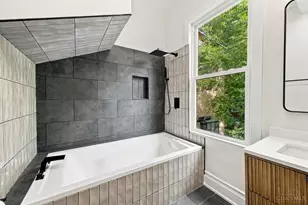 2216 Kemper Ln, Cincinnati, OH 45206 - Photo 20