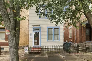 2213 Victor St, Cincinnati, OH 45219 - Photo 2