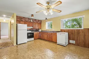4295 Hutchinson Rd, Green Township, OH 45248 - Photo 6