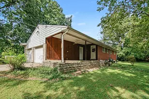 4295 Hutchinson Rd, Green Township, OH 45248 - Photo 2
