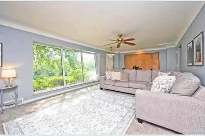 3673 Boomer Road, Cincinnati, OH 45247 - Photo 4