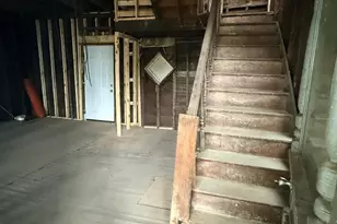 2326 Gladstone Ave, Cincinnati, OH 45202 - Photo 2