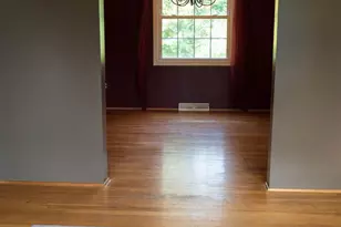11900 Elmgrove Cir, Springfield Township, OH 45240 - Photo 10