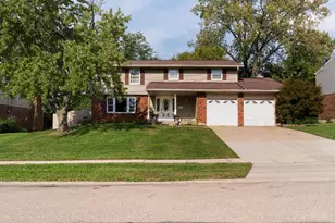 11900 Elmgrove Cir, Springfield Township, OH 45240 - Photo 1
