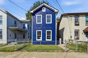 319 N 11th St, Hamilton, OH 45011 - Photo 2