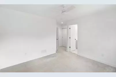 5814 Montgomery Road, Cincinnati, OH 45212 - Photo 32