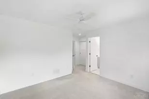 5814 Montgomery Rd, Cincinnati, OH 45212 - Photo 32
