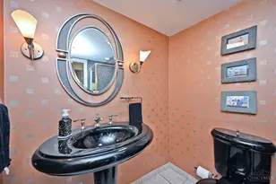 880 Rue De La Paix, Cincinnati, OH 45220 - Photo 30