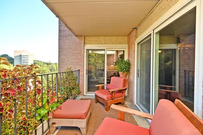 880 Rue De La Paix #A28, Cincinnati, OH 45220 - Photo 10