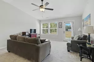 5872 Parkview Ln, Miami Township, OH 45150 - Photo 6